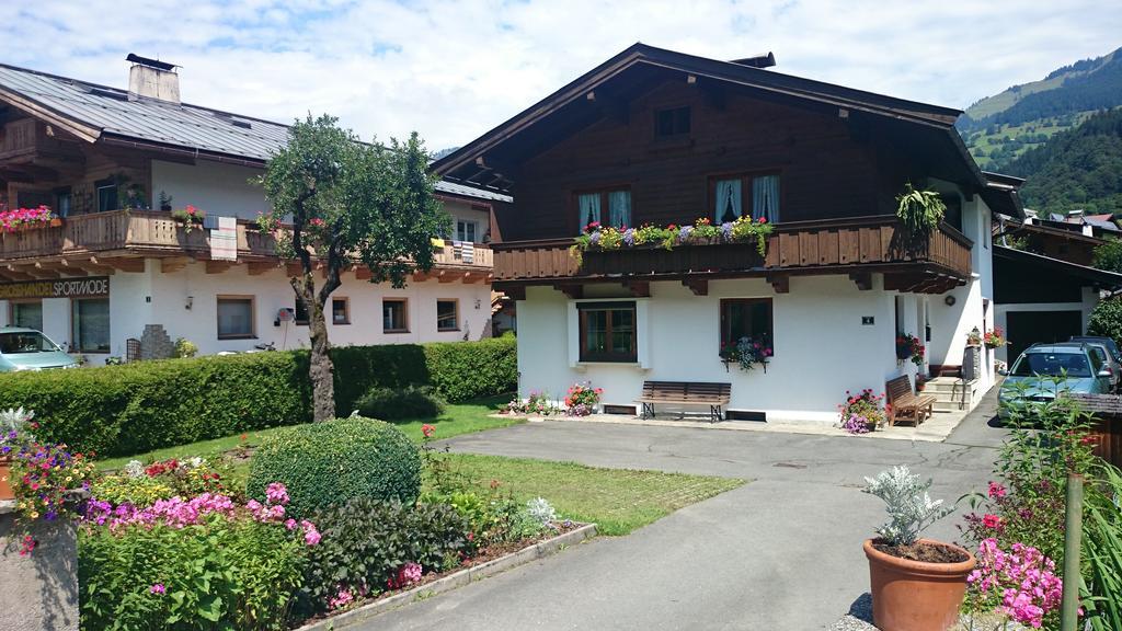Haus Reason Appartement Kitzbühel Kamer foto